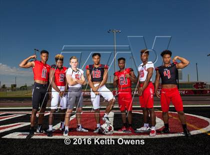 Thumbnail 1 in Cedar Hill (2016 Preseason Top 25 Early Contenders Photo Shoot)  photogallery.