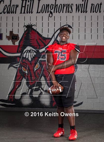 Thumbnail 3 in Cedar Hill (2016 Preseason Top 25 Early Contenders Photo Shoot)  photogallery.