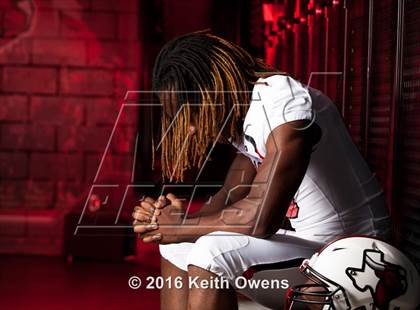 Thumbnail 2 in Cedar Hill (2016 Preseason Top 25 Early Contenders Photo Shoot)  photogallery.