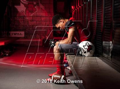 Thumbnail 1 in Cedar Hill (2016 Preseason Top 25 Early Contenders Photo Shoot)  photogallery.
