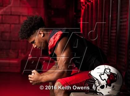Thumbnail 3 in Cedar Hill (2016 Preseason Top 25 Early Contenders Photo Shoot)  photogallery.