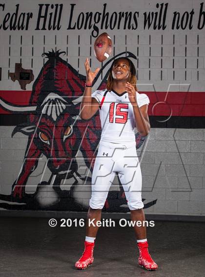 Thumbnail 2 in Cedar Hill (2016 Preseason Top 25 Early Contenders Photo Shoot)  photogallery.