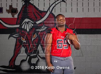 Thumbnail 3 in Cedar Hill (2016 Preseason Top 25 Early Contenders Photo Shoot)  photogallery.