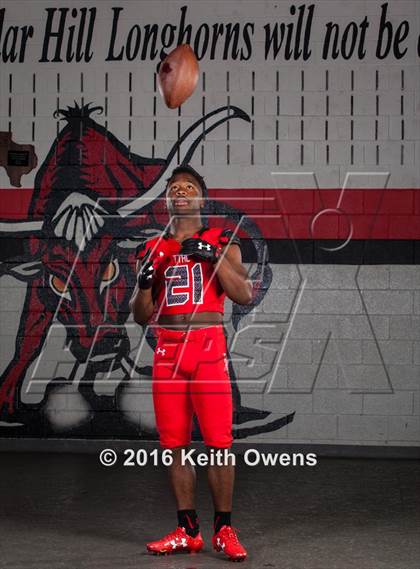 Thumbnail 2 in Cedar Hill (2016 Preseason Top 25 Early Contenders Photo Shoot)  photogallery.