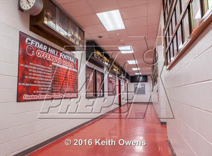 Thumbnail 1 in Cedar Hill (2016 Preseason Top 25 Early Contenders Photo Shoot)  photogallery.
