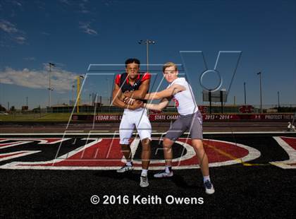 Thumbnail 3 in Cedar Hill (2016 Preseason Top 25 Early Contenders Photo Shoot)  photogallery.