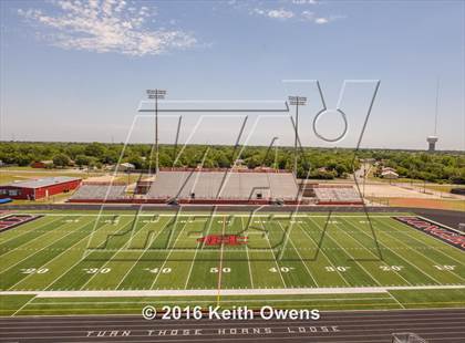 Thumbnail 2 in Cedar Hill (2016 Preseason Top 25 Early Contenders Photo Shoot)  photogallery.