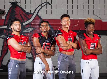 Thumbnail 2 in Cedar Hill (2016 Preseason Top 25 Early Contenders Photo Shoot)  photogallery.