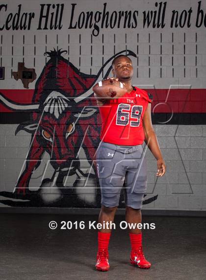 Thumbnail 3 in Cedar Hill (2016 Preseason Top 25 Early Contenders Photo Shoot)  photogallery.