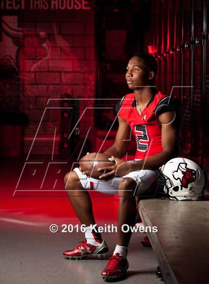 Thumbnail 2 in Cedar Hill (2016 Preseason Top 25 Early Contenders Photo Shoot)  photogallery.