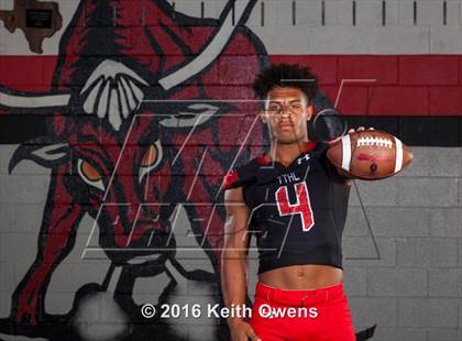 Thumbnail 1 in Cedar Hill (2016 Preseason Top 25 Early Contenders Photo Shoot)  photogallery.