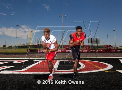 Thumbnail 2 in Cedar Hill (2016 Preseason Top 25 Early Contenders Photo Shoot)  photogallery.