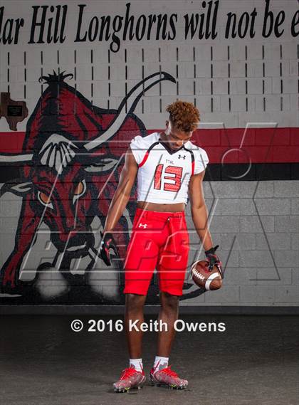 Thumbnail 1 in Cedar Hill (2016 Preseason Top 25 Early Contenders Photo Shoot)  photogallery.