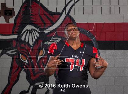 Thumbnail 1 in Cedar Hill (2016 Preseason Top 25 Early Contenders Photo Shoot)  photogallery.