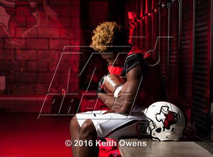 Thumbnail 1 in Cedar Hill (2016 Preseason Top 25 Early Contenders Photo Shoot)  photogallery.