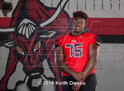 Thumbnail 1 in Cedar Hill (2016 Preseason Top 25 Early Contenders Photo Shoot)  photogallery.