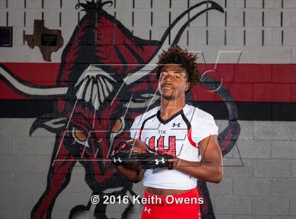 Thumbnail 2 in Cedar Hill (2016 Preseason Top 25 Early Contenders Photo Shoot)  photogallery.