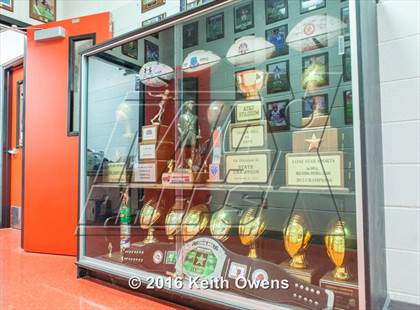 Thumbnail 2 in Cedar Hill (2016 Preseason Top 25 Early Contenders Photo Shoot)  photogallery.