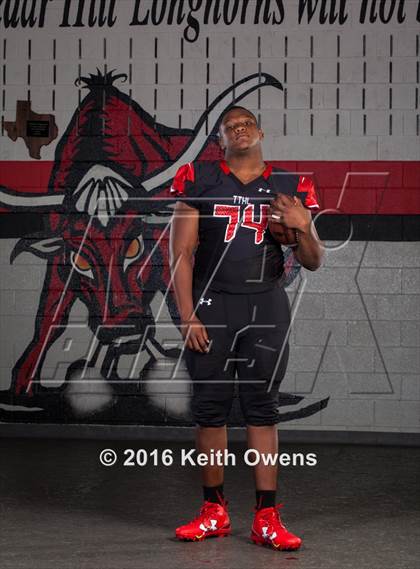 Thumbnail 2 in Cedar Hill (2016 Preseason Top 25 Early Contenders Photo Shoot)  photogallery.