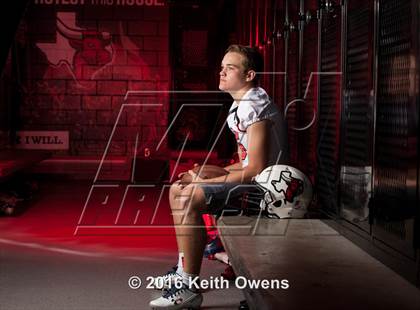 Thumbnail 3 in Cedar Hill (2016 Preseason Top 25 Early Contenders Photo Shoot)  photogallery.