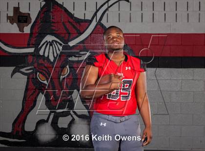Thumbnail 1 in Cedar Hill (2016 Preseason Top 25 Early Contenders Photo Shoot)  photogallery.