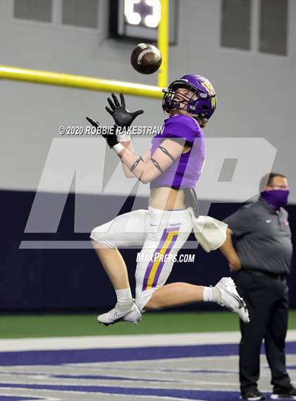 Thumbnail 2 in Iowa Park @ Sanger (UIL 4A D2 Bi-District) photogallery.
