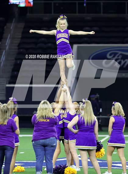 Thumbnail 2 in Iowa Park @ Sanger (UIL 4A D2 Bi-District) photogallery.