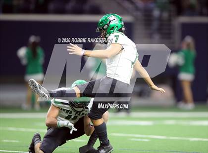 Thumbnail 1 in Iowa Park @ Sanger (UIL 4A D2 Bi-District) photogallery.
