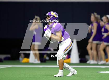 Thumbnail 3 in Iowa Park @ Sanger (UIL 4A D2 Bi-District) photogallery.