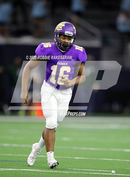 Thumbnail 2 in Iowa Park @ Sanger (UIL 4A D2 Bi-District) photogallery.