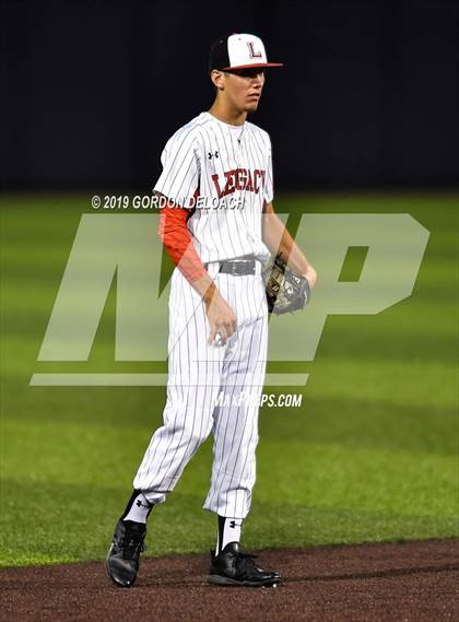 Thumbnail 3 in Colleyville Heritage vs. Mansfield Legacy (UIL 5A Regional Quarterfinal) photogallery.