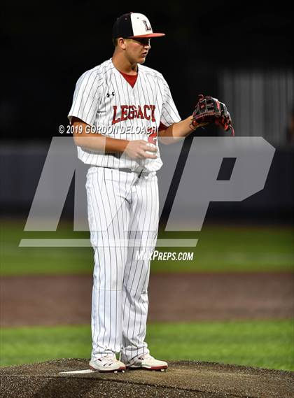 Thumbnail 2 in Colleyville Heritage vs. Mansfield Legacy (UIL 5A Regional Quarterfinal) photogallery.