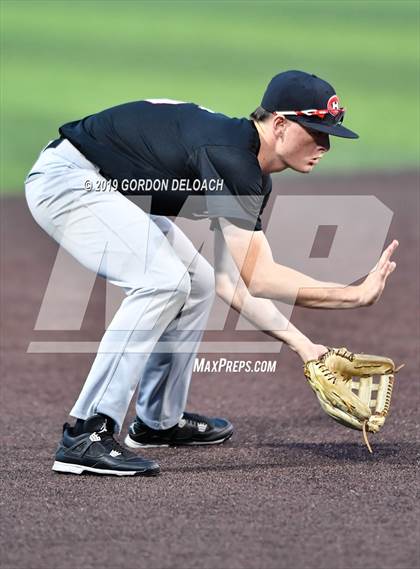 Thumbnail 1 in Colleyville Heritage vs. Mansfield Legacy (UIL 5A Regional Quarterfinal) photogallery.