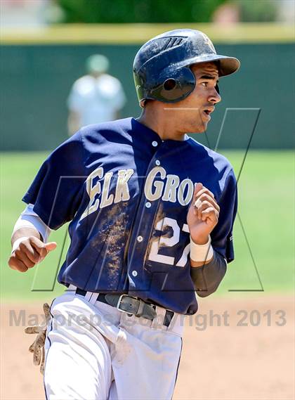 Thumbnail 1 in St. Mary's vs. Elk Grove (CIF SJS D1 Final) photogallery.