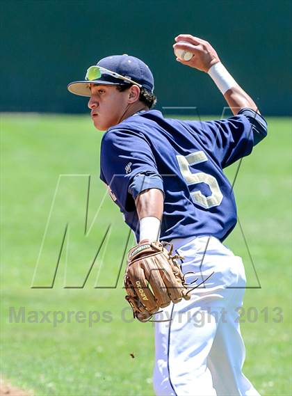 Thumbnail 2 in St. Mary's vs. Elk Grove (CIF SJS D1 Final) photogallery.