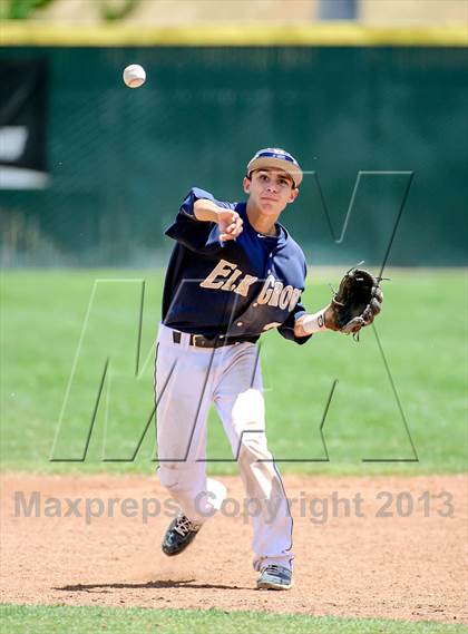 Thumbnail 2 in St. Mary's vs. Elk Grove (CIF SJS D1 Final) photogallery.