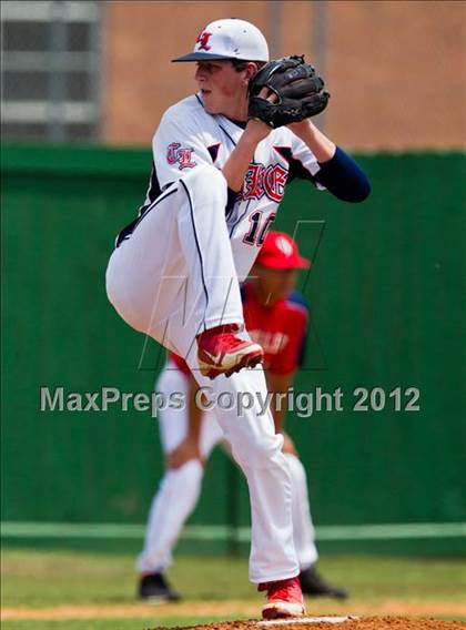 Thumbnail 1 in Fort Bend Dulles vs. Clear Lake (UIL 5A Region 3 Bi-District Playoff) photogallery.