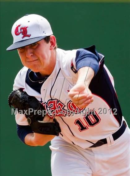 Thumbnail 3 in Fort Bend Dulles vs. Clear Lake (UIL 5A Region 3 Bi-District Playoff) photogallery.