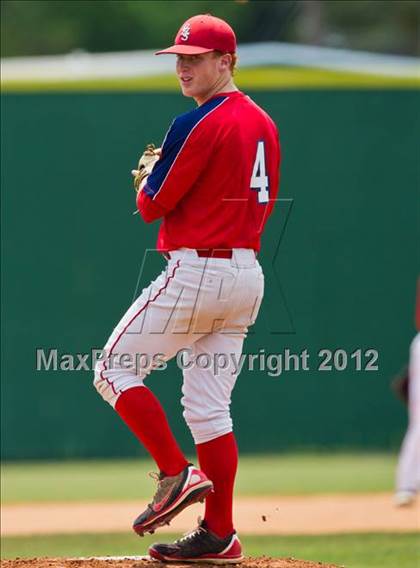 Thumbnail 2 in Fort Bend Dulles vs. Clear Lake (UIL 5A Region 3 Bi-District Playoff) photogallery.