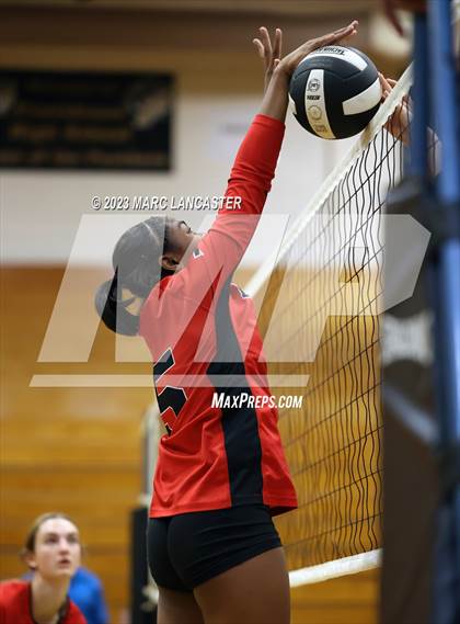 Thumbnail 1 in East Mecklenburg @ Butler (NCHSAA Southwestern 4A Semifinal) photogallery.
