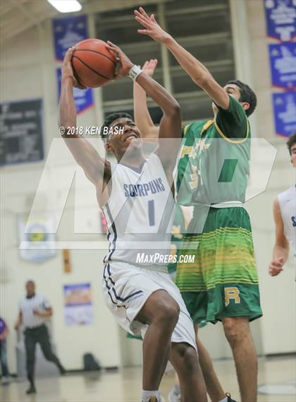 Thumbnail 2 in Royal @ Camarillo photogallery.