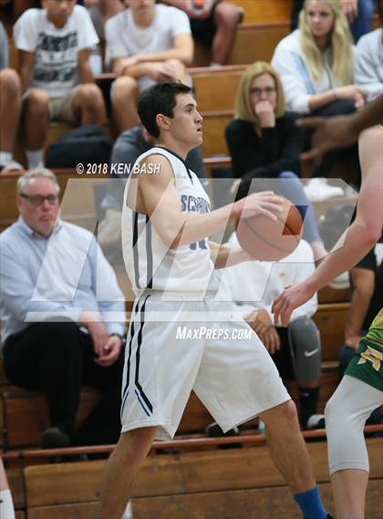 Thumbnail 1 in Royal @ Camarillo photogallery.