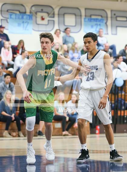 Thumbnail 1 in Royal @ Camarillo photogallery.