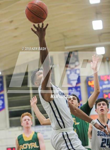 Thumbnail 1 in Royal @ Camarillo photogallery.