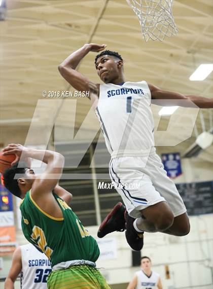 Thumbnail 2 in Royal @ Camarillo photogallery.