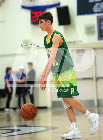 Thumbnail 1 in Royal @ Camarillo photogallery.