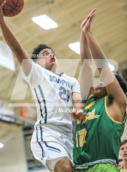 Thumbnail 2 in Royal @ Camarillo photogallery.