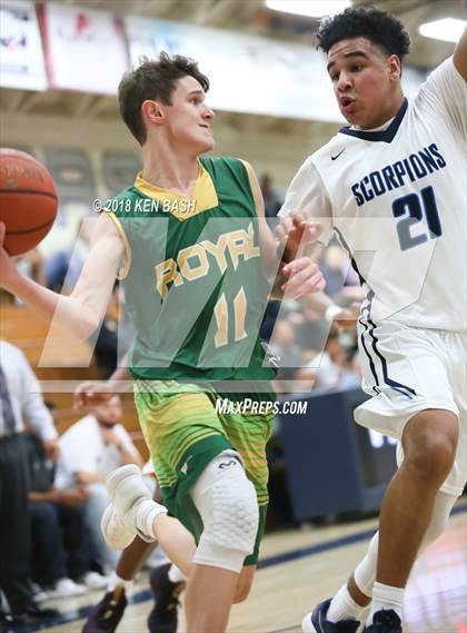 Thumbnail 1 in Royal @ Camarillo photogallery.