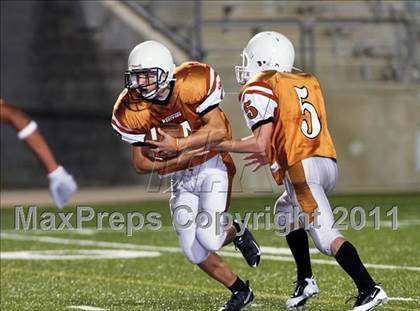 Thumbnail 1 in Lee Freshmen B @ Round Rock Westwood Freshmen Orange photogallery.