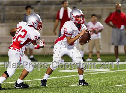Thumbnail 2 in Lee Freshmen B @ Round Rock Westwood Freshmen Orange photogallery.